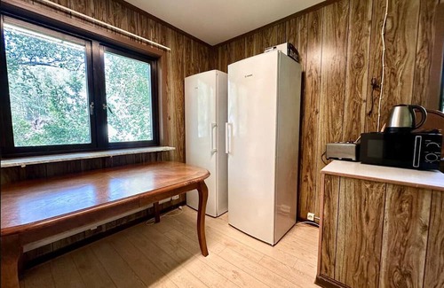 Torslanda Apartment | Workers - 7BR - 2bath - Volvo - Parking lot - All-inclusive