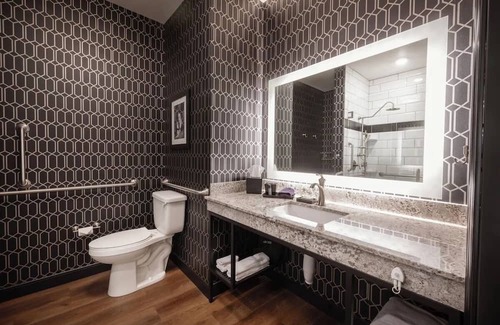 Parker Hotel | Parker Stay | 1 Unit | Central CO Mainstreet Location