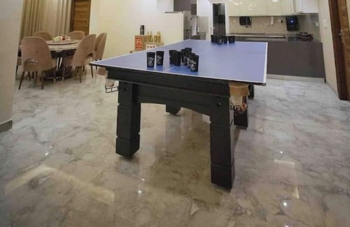 Zirakpur Apartment | 3 Bhk Penthouse|Jacuzzi | Pool Table|The Opulence