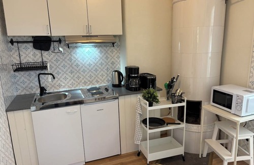 Kumla Apartment | Delightful 1-bedroom apartment in Skyberga