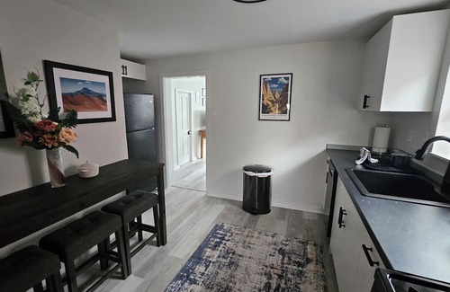 Trinidad Apartment | Charming studio apartment with full kitchen and washer/dryer combo in Trinidad.