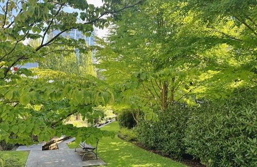 Vancouver Condo | Comfortable and Quiet 3 bedrooms apartment at UBC