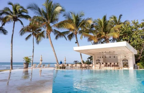 Juan Dolio - El Pueblo Apartment | Sunset Caribbean Beachfront Gataway