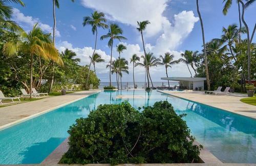 Juan Dolio - El Pueblo Apartment | Sunset Caribbean Beachfront Gataway