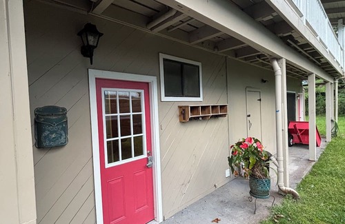 Mountain View Apartment | Soothing 2-bedroom apartment in Mountain View, minutes from Volcano NP