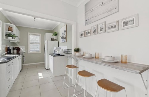 Sawtell Cottage | Endless Summer Sawtell – Pool, Sleeps 6, Fun!