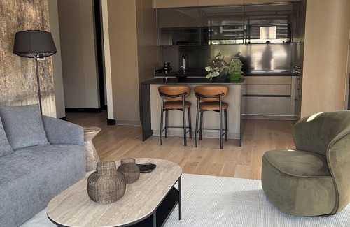 Vitacura Apartment | AT HOME Alonso