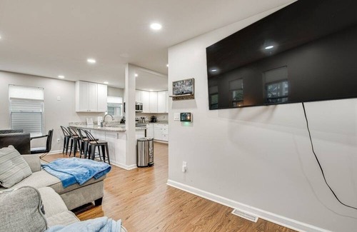 Jefferson Park House | NEW! Spacious Family Retreat Near Airport