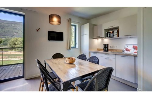 Motz Apartment | Le Village des Oiseaux Observatoire 3P6U