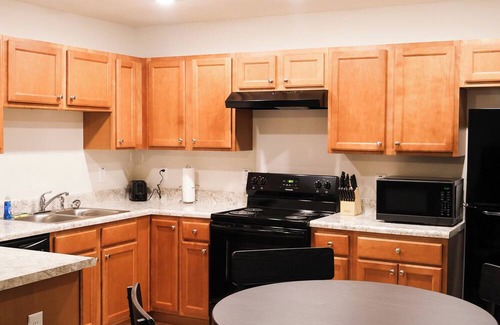 Fayetteville House | Charming 1-bedroom, 1-bathroom unit in Fayetteville with AC