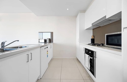 Liverpool Apartment | Enchanting 2-bedroom apartment with AC in lively Liverpool