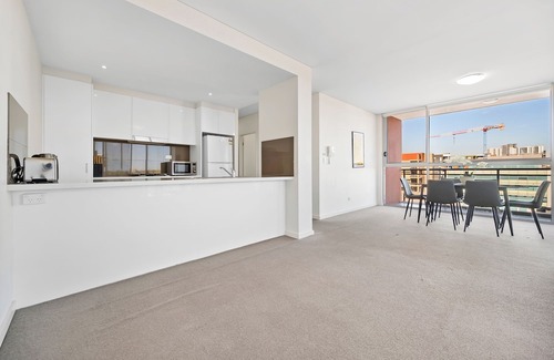 Liverpool Apartment | Enchanting 2-bedroom apartment with AC in lively Liverpool