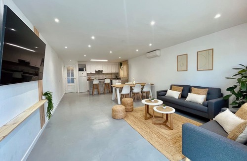 Sant Jaume d'Enveja House | La Duna: Charming house between nature and beach