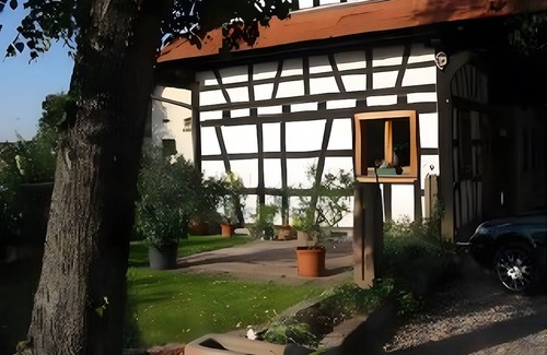 Neuried Apartment | Apartment 'Ferienwohnung Schwarzwaldblick' with Shared Garden, Balcony and Wi-Fi