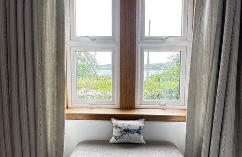 Tarbert Cottage | Cosy, Secluded Detached Stone Cottage, Loch Views