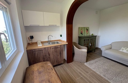 Los Portales Apartment | Vacation 'Bastion Del Drago - 7' with Mountain View, Shared Terrace and Wi-Fi
