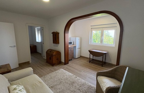 Los Portales Apartment | Vacation 'Bastion Del Drago - 7' with Mountain View, Shared Terrace and Wi-Fi