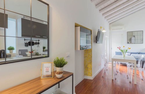 Crema Apartment | Crema Centro, Bright, 2 rooms, 1 Min Piazza Duomo