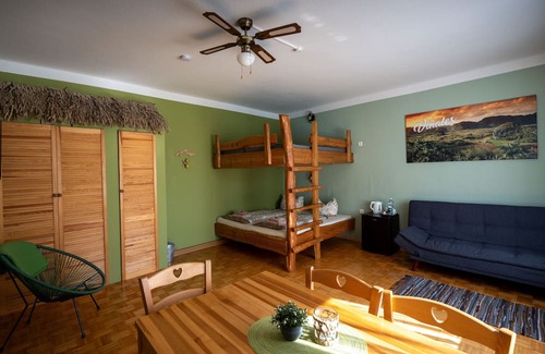 Rothenburg/O.L. Bed & Breakfast | Shared room for up to 4 people - Pension Cubana