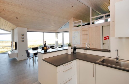 Trend House | "Arisa" - 100m to the fjord by Interhome