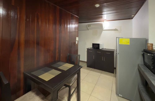 Santa Barbara Apartment | Hostel Pura Vida apt Araña