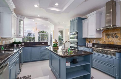 Palm City Apartment | Private 5000 SF Waterfront Mansion w/Pool & Games