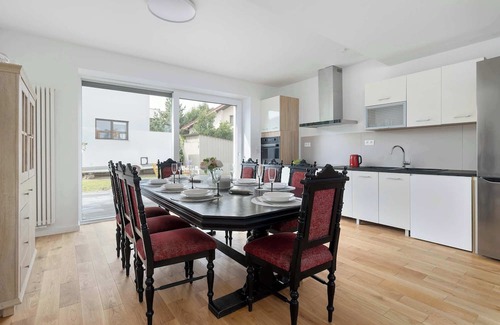 Swoszowice House | Siarczana 10 Cracow | Charming 3-Bedroom House | Cozy Terrace