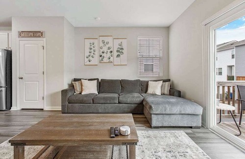 Northeast Raleigh House | Peaceful 3-bedroom house with AC in Raleigh