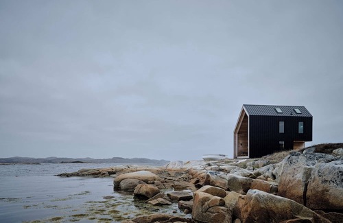 Fogo Island Cabin | Fogo Island Modern Cabin | 2BR/2BA Ocean Retreat