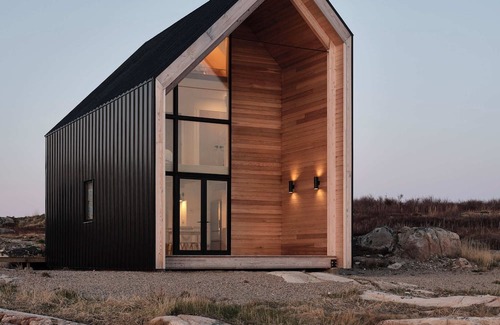 Fogo Island Cabin | Fogo Island Modern Cabin | 2BR/2BA Ocean Retreat