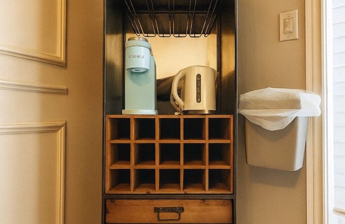 Vaughan House | Luxury Vaughan HomeStay – 1BR, Free Parking, Prime Location, 5Min to Wonderland