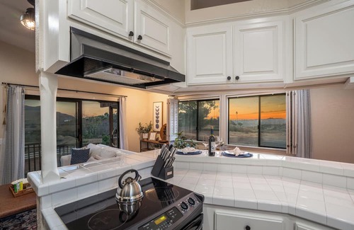 Rainbow CDP House | Scenic Deck w/Sunset Views & Dining Near Temecula Wineries | Estrada Ranch