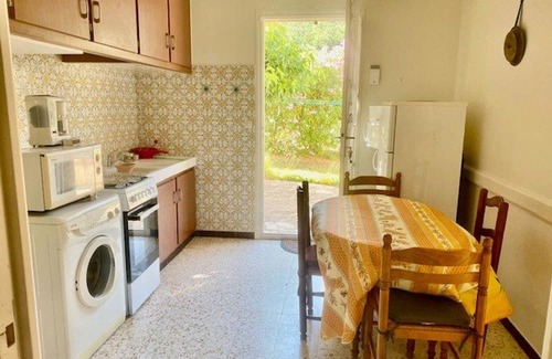 Le Boulou House | F5 House with garden and terrace, pets allowed