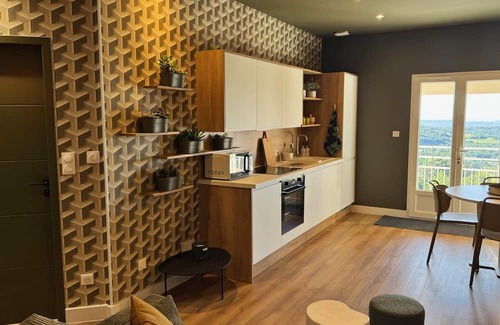 Faugeres House | Intimate, upscale escape - Gîte for adults