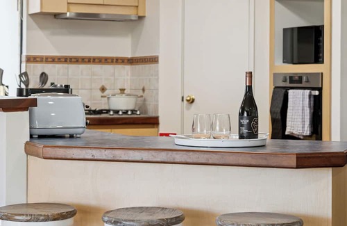 Scarborough House | Beachside Stay | Cafés Nearby | 100Mbps WiFi