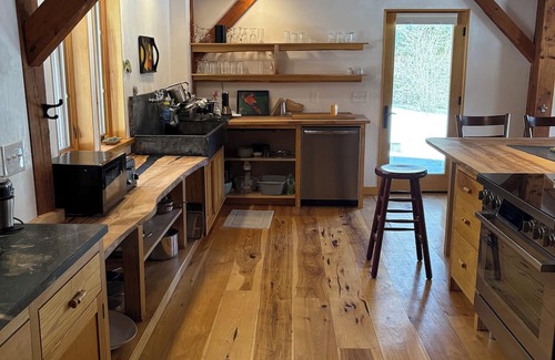 Ashfield Other | Gorgeous Timber Frame Home in Ashfield - 4 bedrooms, 3 bathrooms and Sauna
