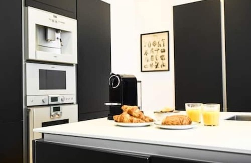 Copenhagen K Apartment | Excellence Residence - Steps to Amalienborg