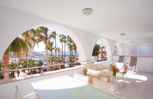 Colonia Sant Jordi Apartment | Apartment 'Edificio Puerto - 1 Habitación F2' with Sea View, Wi-Fi and Air Conditioning