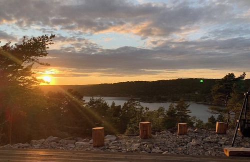 Risor Cabin | Modern Fjord Cabin w/Panoramic Views, Deck & Dock - Risør Getaway