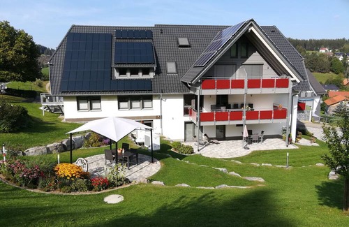 Unterkirnach Apartment | Apartment 'Kieschtock' with Shared Garden, Balcony and Wi-Fi