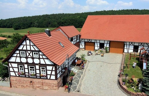 Bernshausen House | Holiday home Bauernhauschen in the Rhon