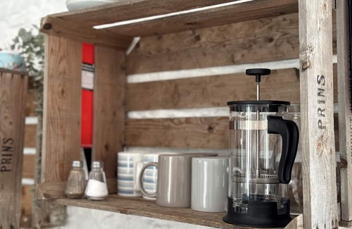 Lechlade Cottage | The Parlour Cotswolds Cottage Farm Stay With Pool