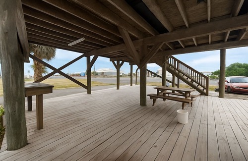 Golden Meadow House | Waterfront Camp with Loft, Private Dock & Plenty of Parking