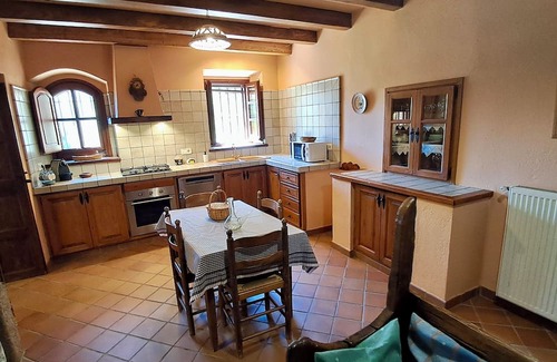 Agullana Villa | Casa Palou: Beautiful Villa with Stunning Views, walking distance from village
