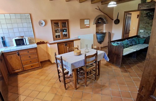 Agullana Villa | Casa Palou: Beautiful Villa with Stunning Views, walking distance from village
