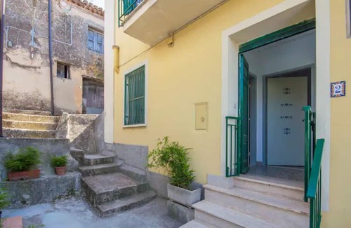 Satriano House | House "La Timpa" Satriano