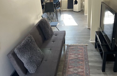 Germantown House | 3-bedroom townhome in delightful Germantown with AC