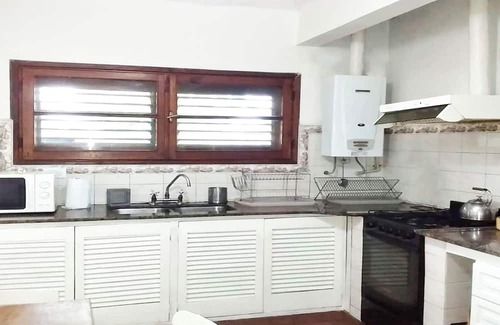 Villa Carlos Paz House | Lovely 5-bedroom classy villa mediterranean style in Villa Carlos Paz