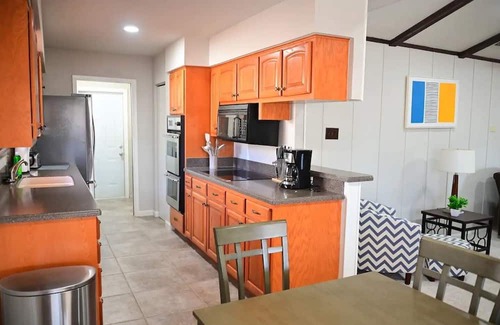 Universal City House | Spacious 4BR w/ Pool & Game Room Near Randolph AFB Extended Stay
