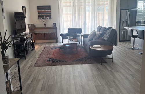 Turlock House | Charming 1-bedroom with private bathroom in delightful Turlock Ca.